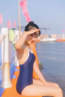 噜噜色.COM